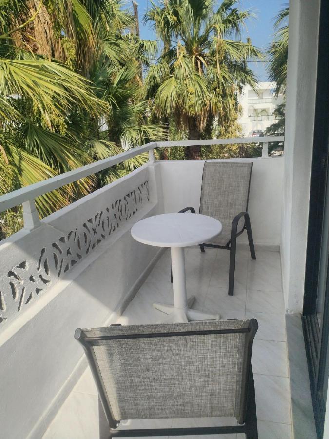 Dolphin Apartments Faliraki Dış mekan fotoğraf